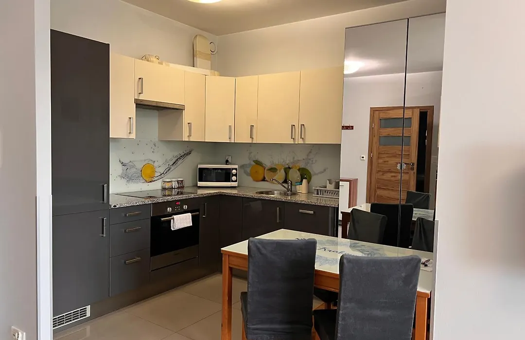 Apartamenty Lea-1